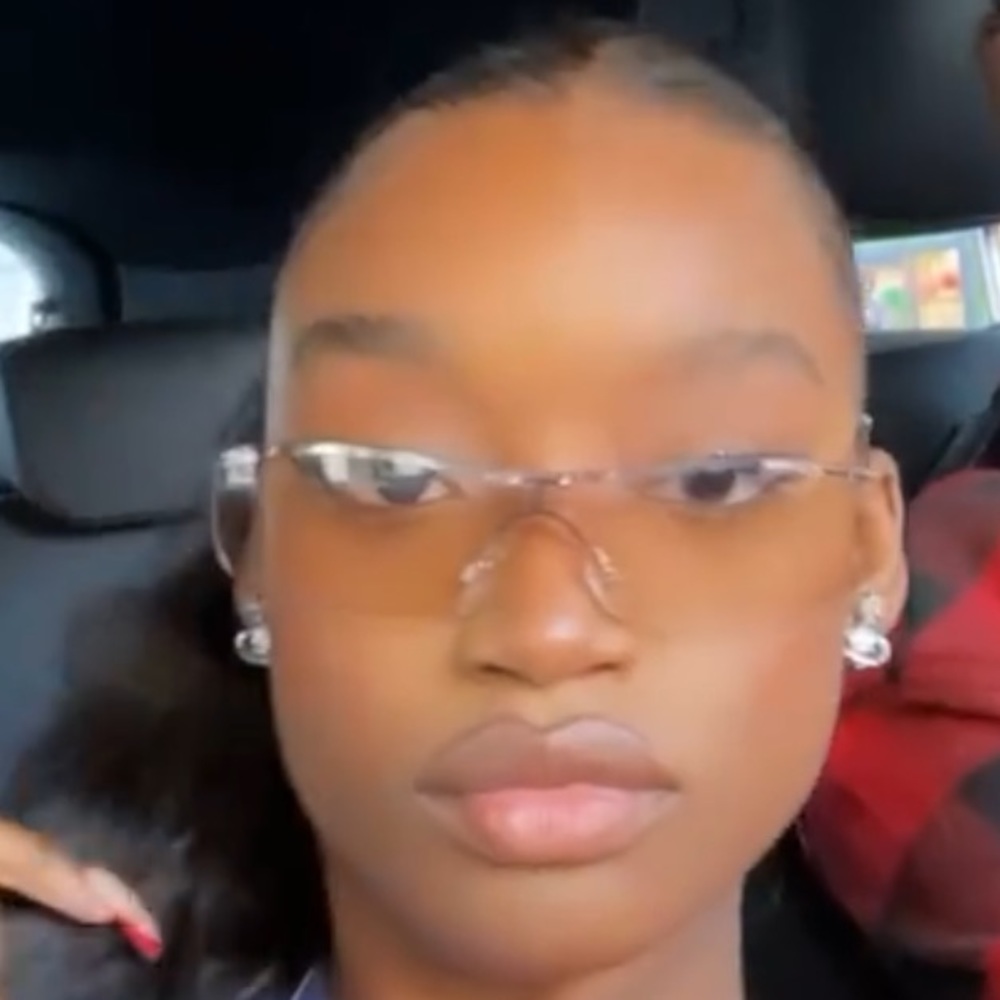 Meet your Posher, Losa